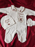 Minivello® Personalisiertes Baby-Set aus 100 % Bio-Baumwolle mit Namensstickerei (3-teilig)