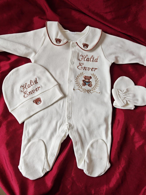 Minivello® Personalisiertes Baby-Set aus 100 % Bio-Baumwolle mit Namensstickerei (3-teilig)