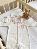 Minivello® Personalisiertes Baby-Set aus 100 % gekämmter Baumwolle mit Namensstickerei (3-teilig)